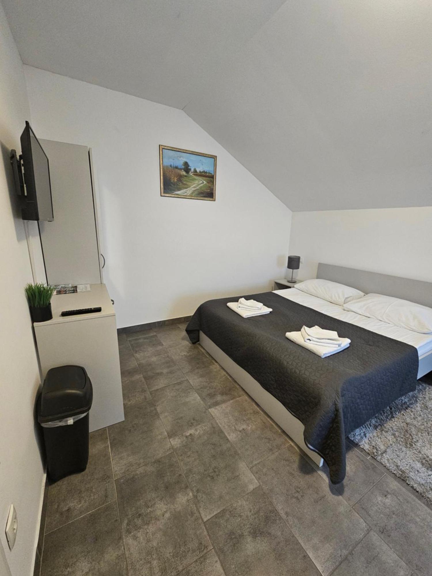 Filipovic Rent A Car & Apartments Selnica Scitarjevska Dış mekan fotoğraf